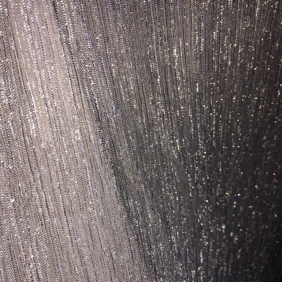 Forever 21 Size M Shimmery Champagne Color Dress - Picture 7 of 7